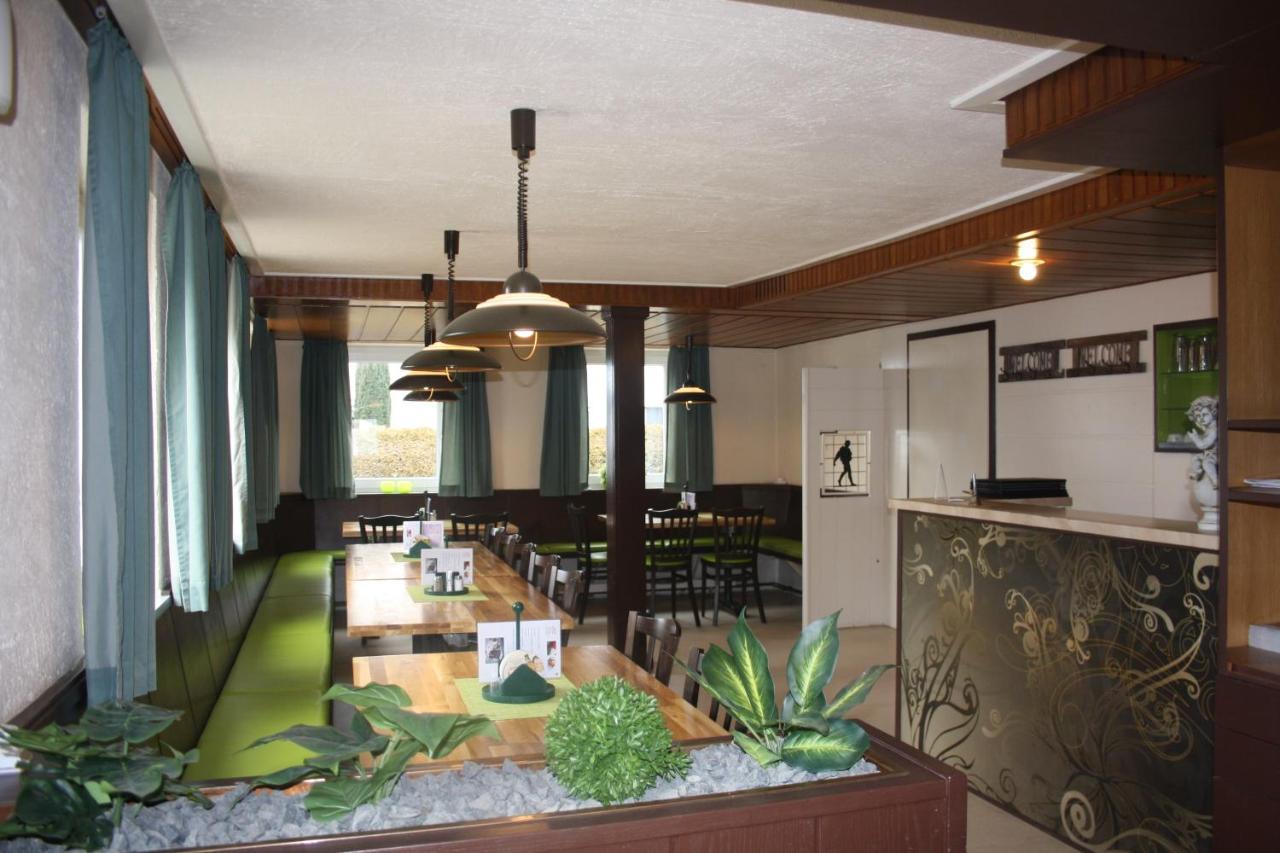 Gasthaus Sonne Мерклинген Экстерьер фото